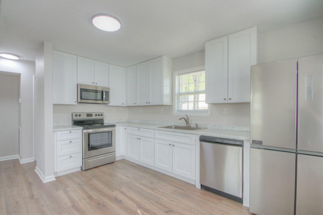 Remodeled 2BR Townhome in Spring Hill