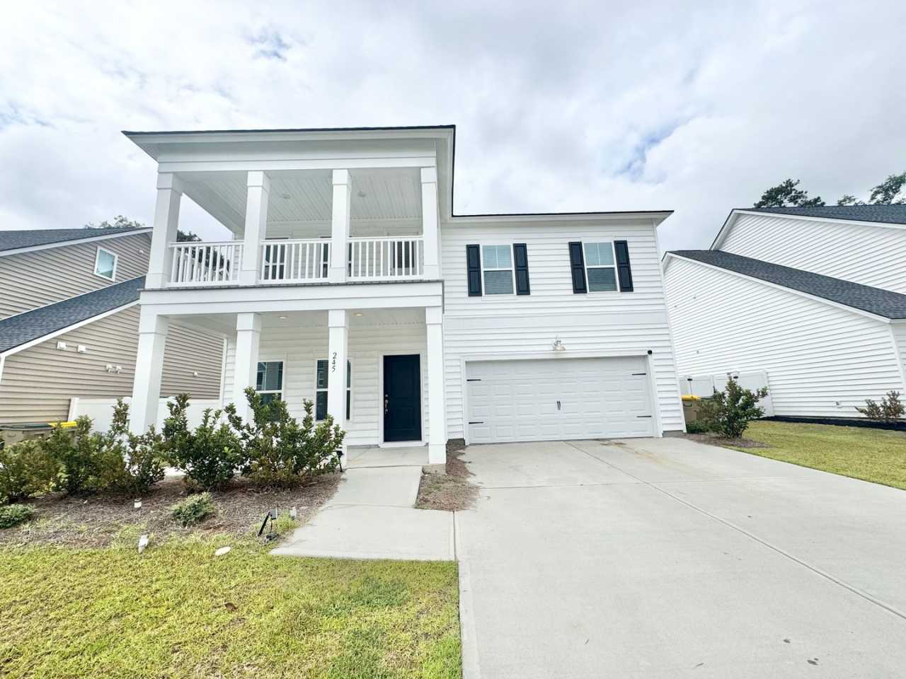 5 Bedroom, 3.5 Bath Home!