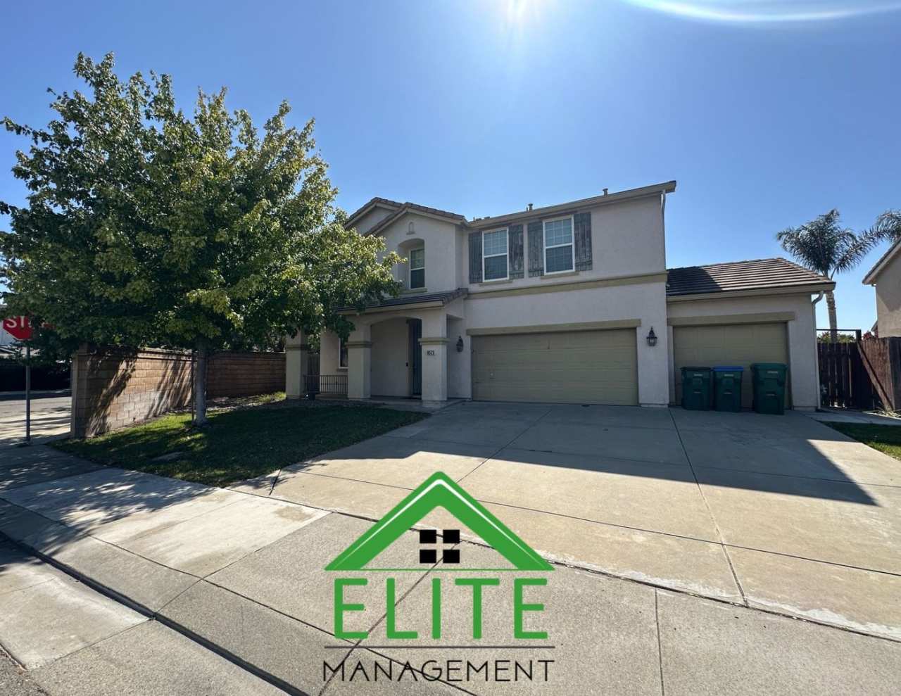 Spacious 6-Bedroom Home with Two Master Suites in Desirable Stockton Neighborhood