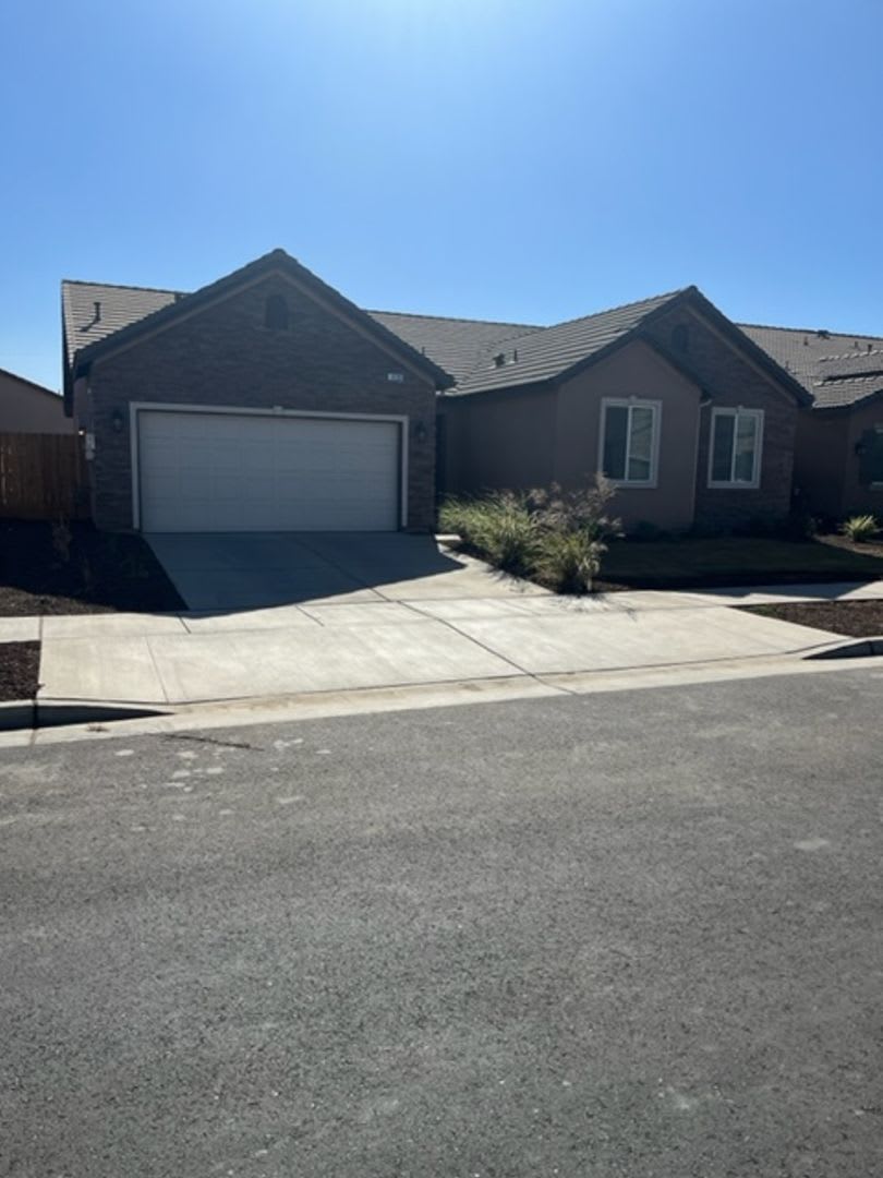 4 Bedroom 2 Bath home in Hanford Coming Soon!!!