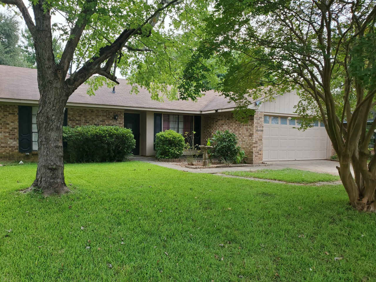 4931 General Rusk - House for Lease
