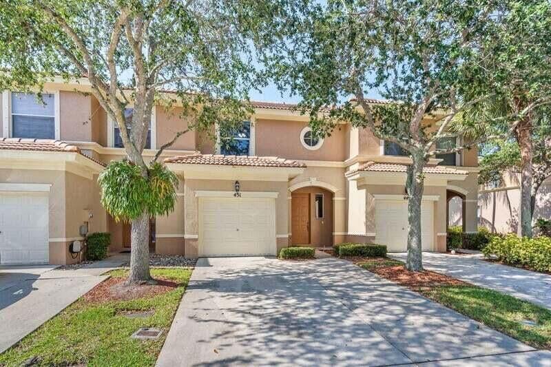 451 Rainbow Springs Terrace