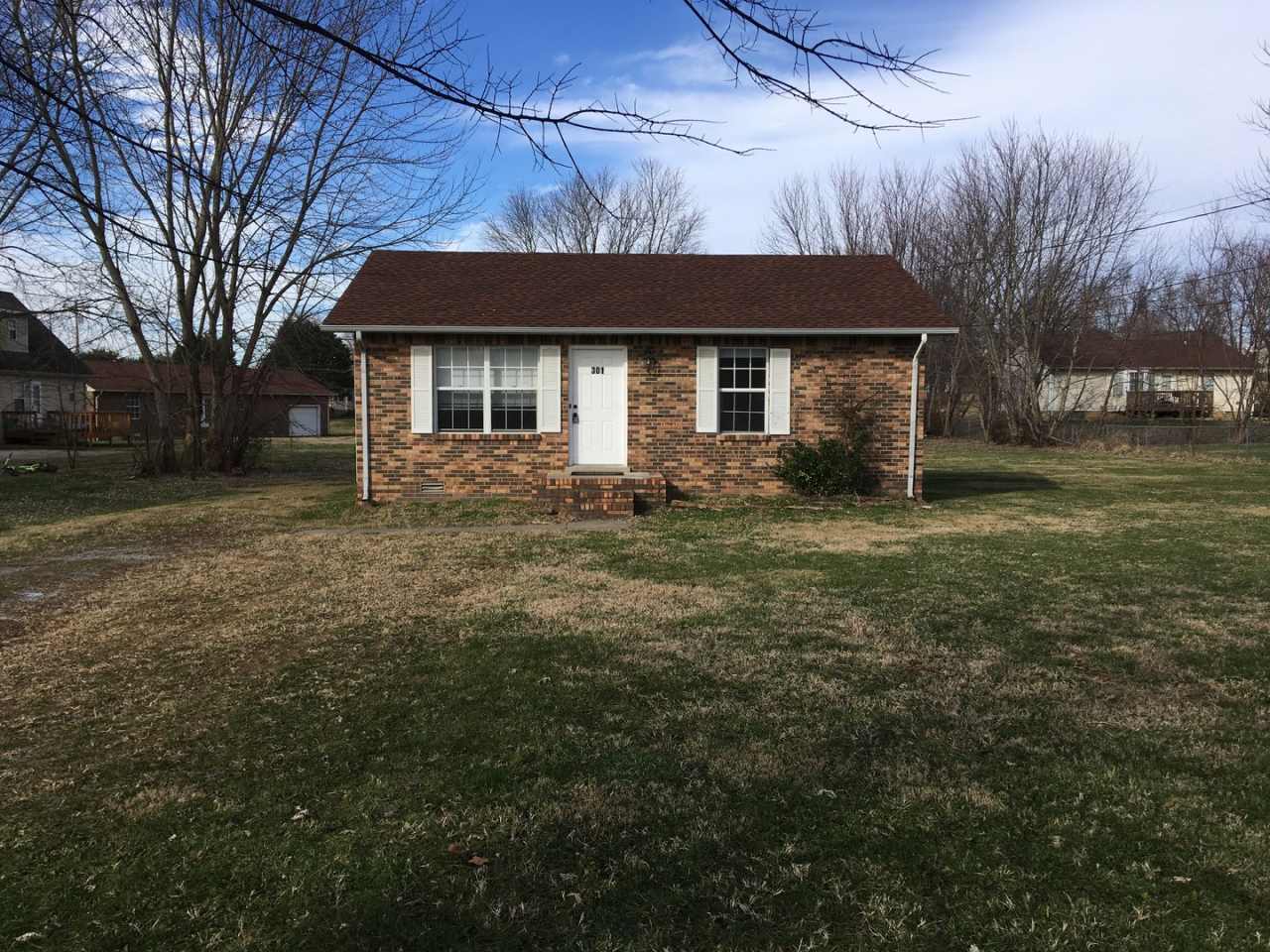 Super cute home close to Fort Campbell.