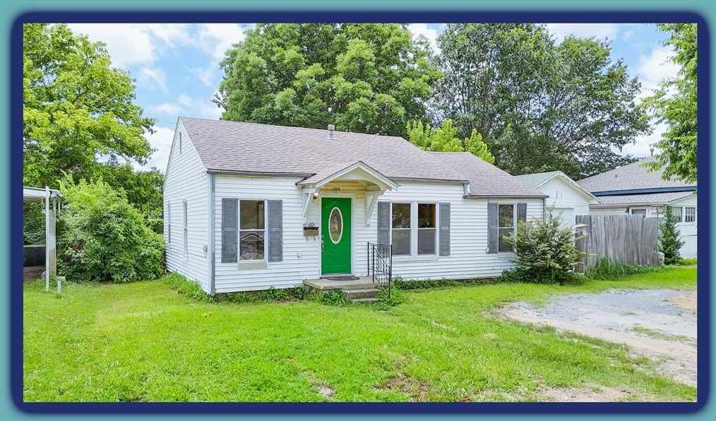 1109 E Corona Street