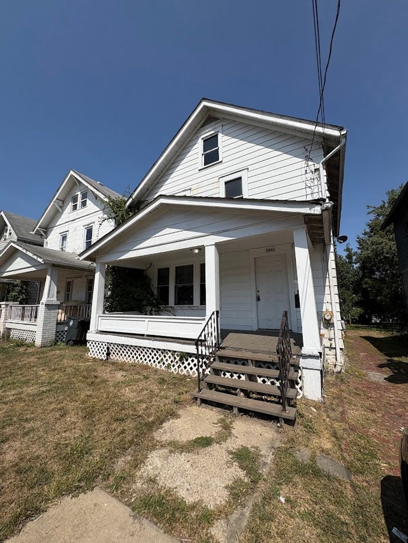 Three bedroom one bathroom home for rent