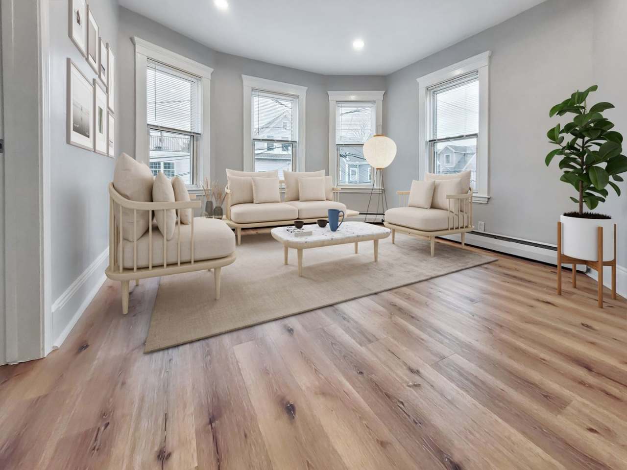 $3795 - Modern Jamaica Plain 3bed / 1bath available 9/1/2026