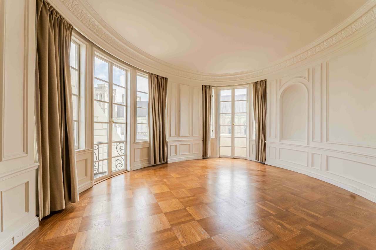 1298 Sacramento Street