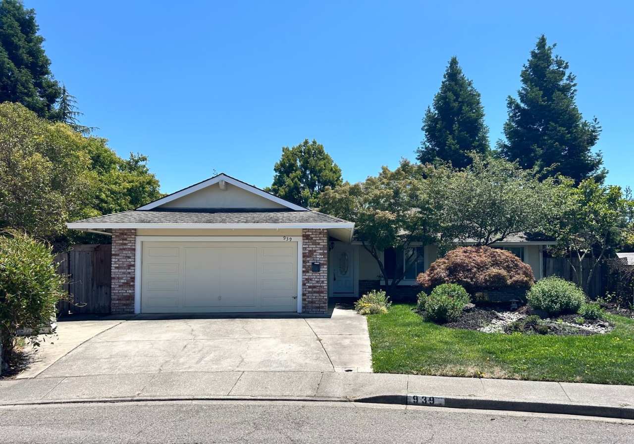 4 bedrooms in E Section ~ Gorgeous 1-level house on a quiet cul-de-sac Near SSU