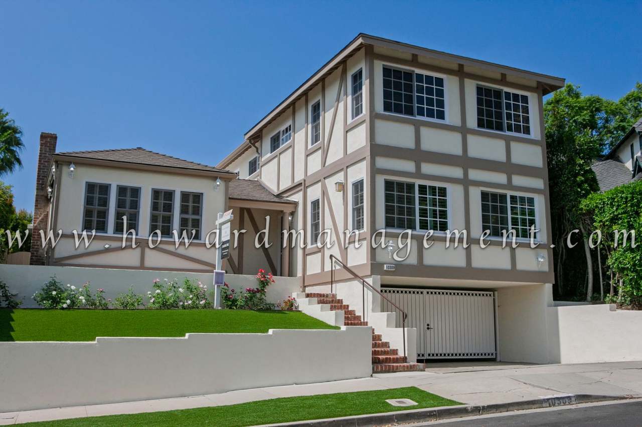 Contemporary Style 5bed/5bath Home with Additional Art and Bonus Room