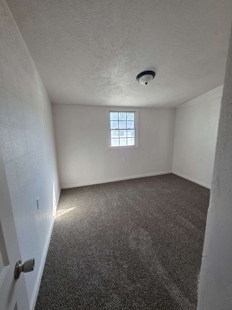 LIMITED TIME**NO APPLICATION FEE**1/2 OFF DEPOSIT**