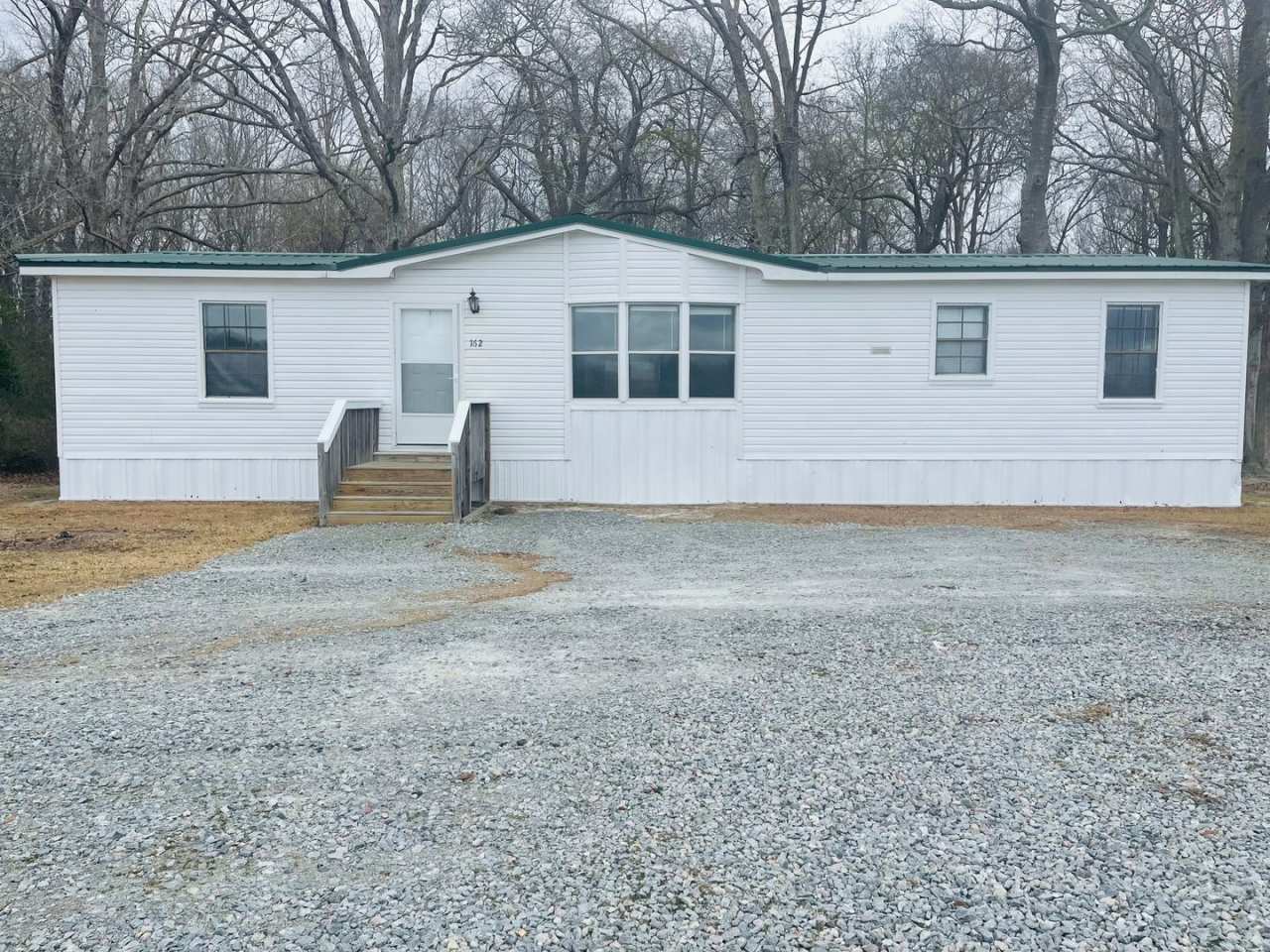 3 BR, 2 BA doublewide in Pikeville school district