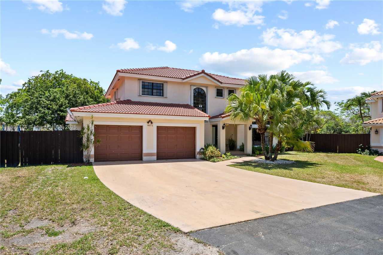 4671 Southwest 155th Place