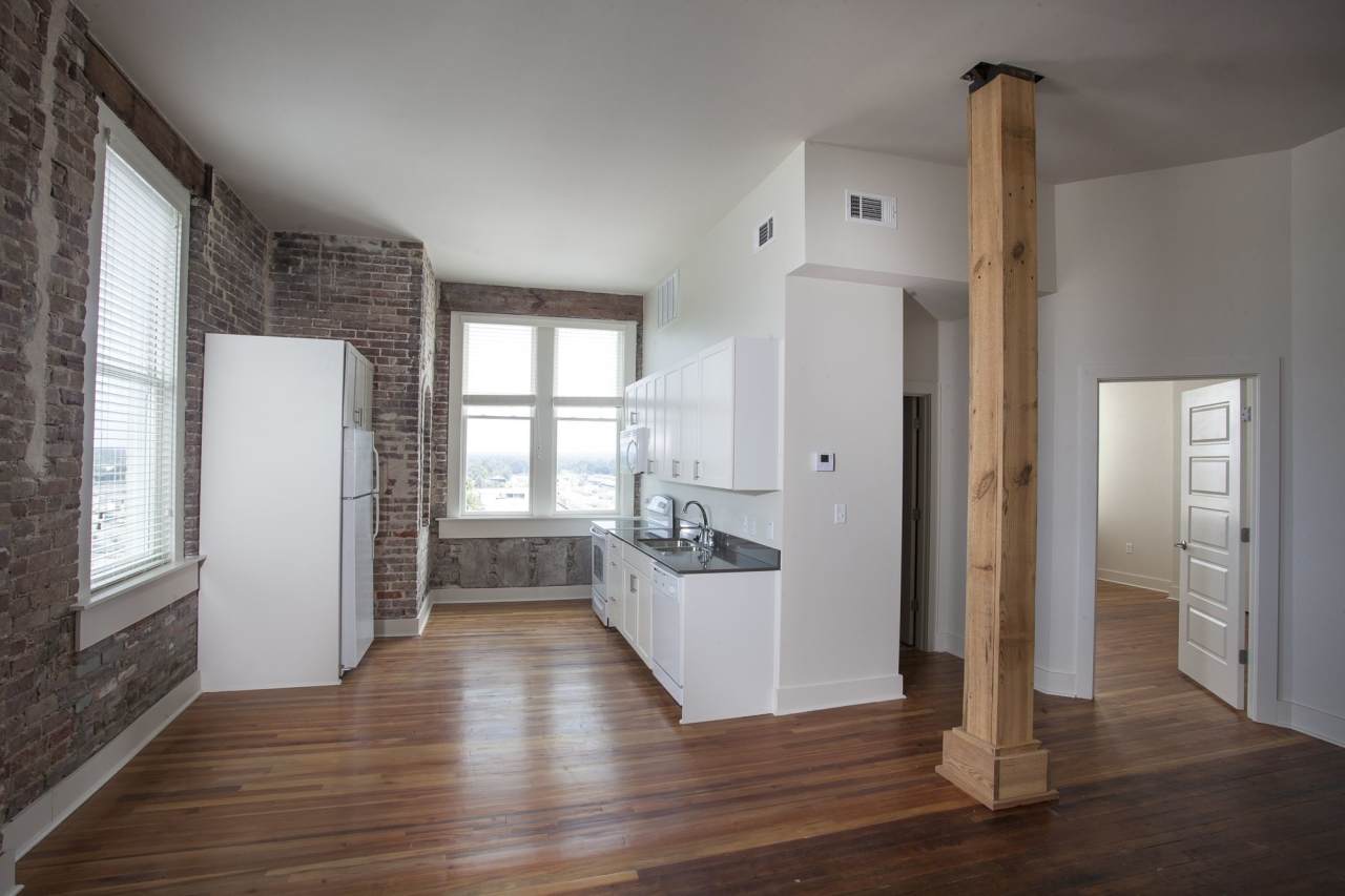 Hub City Lofts America Building