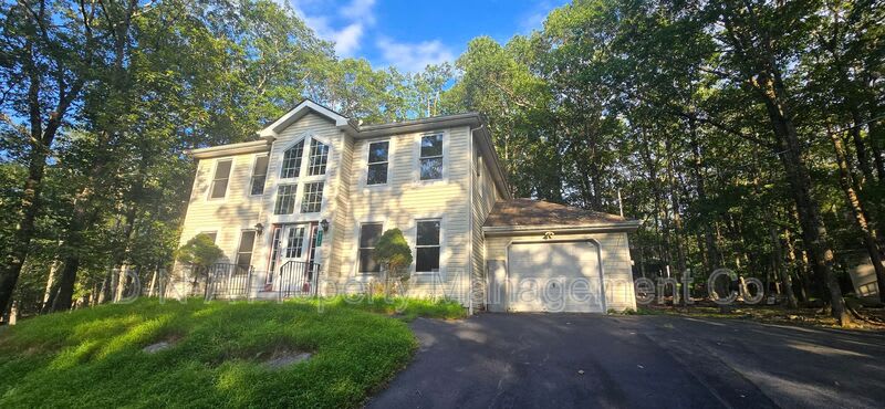 412 Lakeside Drive (C291)