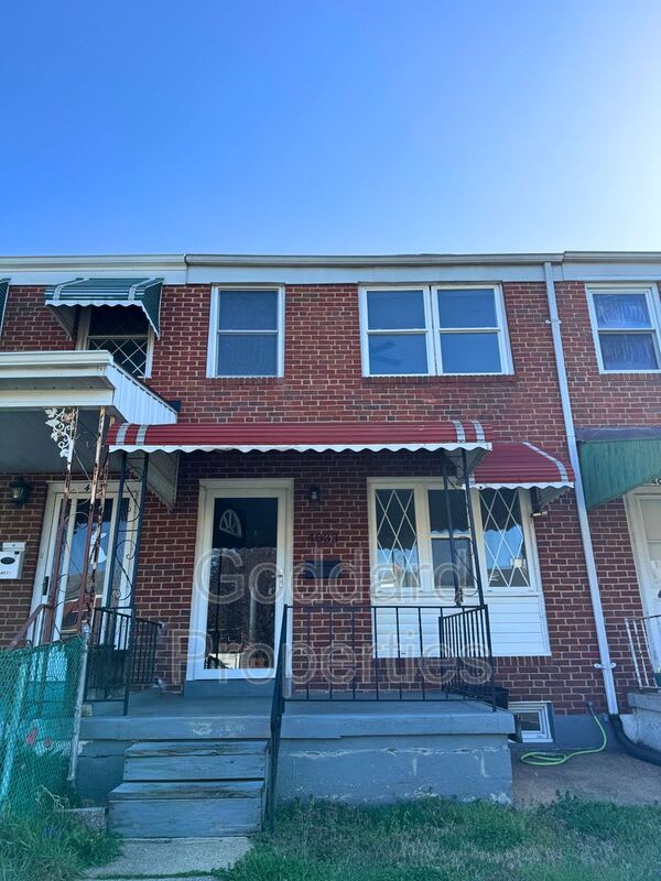 4033 Saint Augustine Ln