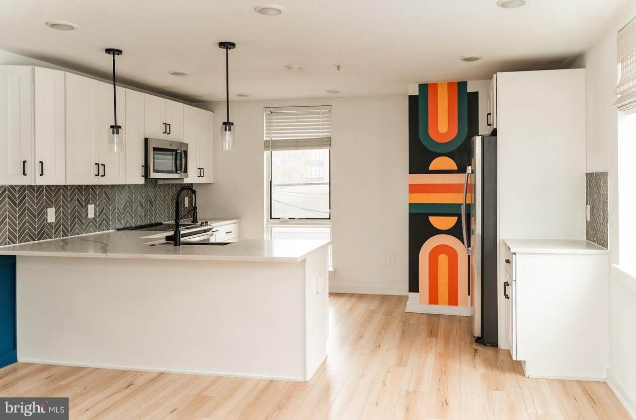 1206 N ORIANNA Street unit: 3