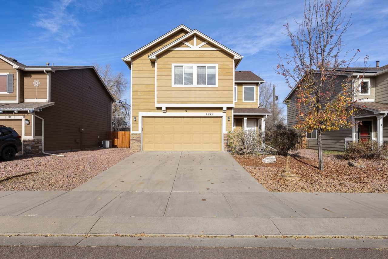 4070 Creek Legend View