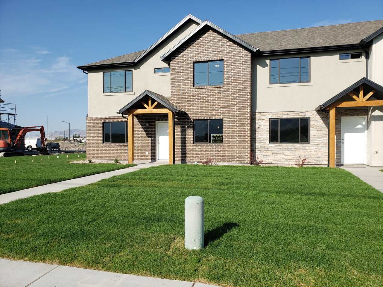 Spacious Springville Townhome