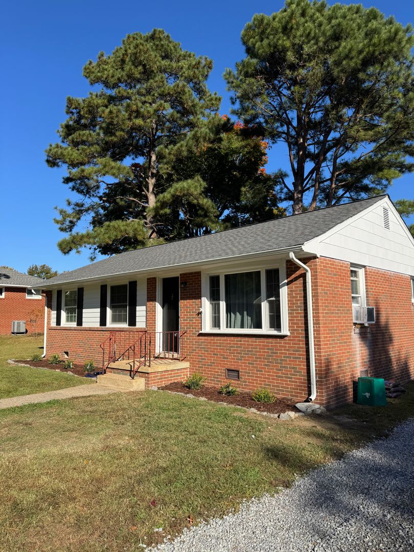 Charming 3 bedroom home in West End Manor - Convenient Henrico Location