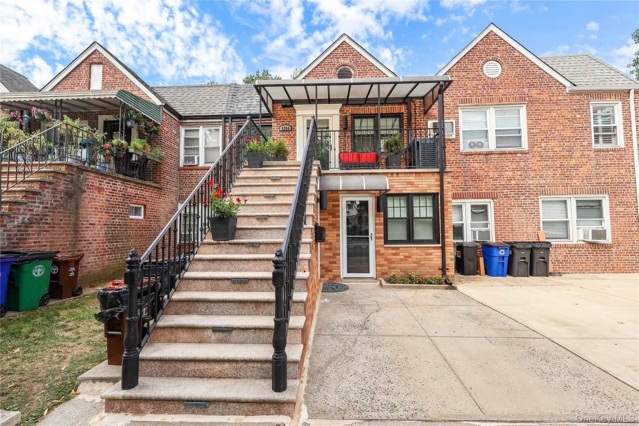 67-04 Selfridge Street