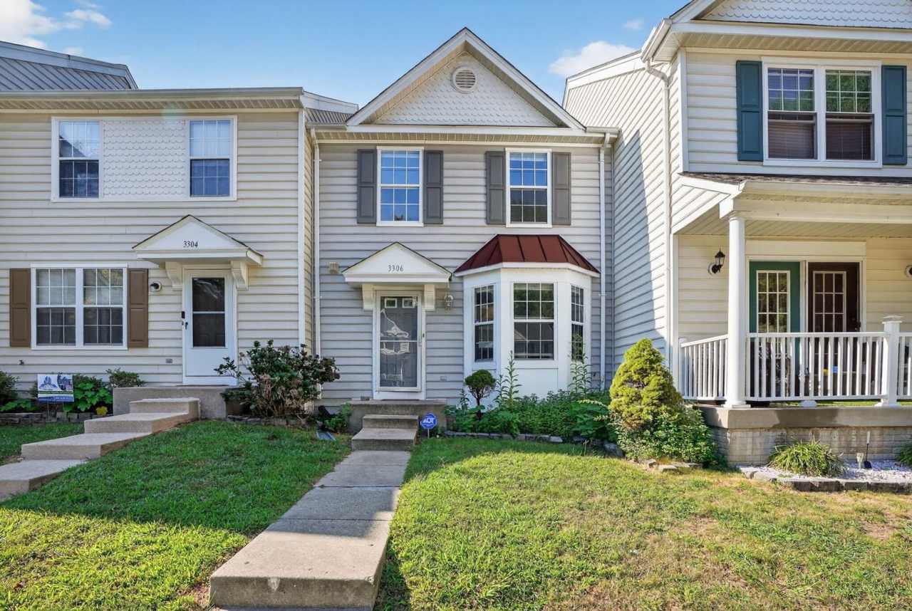 Charming 4BR Townhome in Upper Marlboro