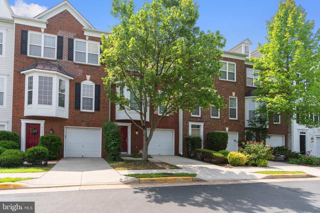 5161 SAPPHIRE SKY Lane