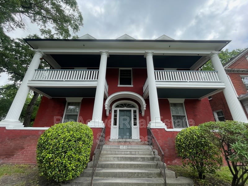 1216 Hampton Boulevard - 4