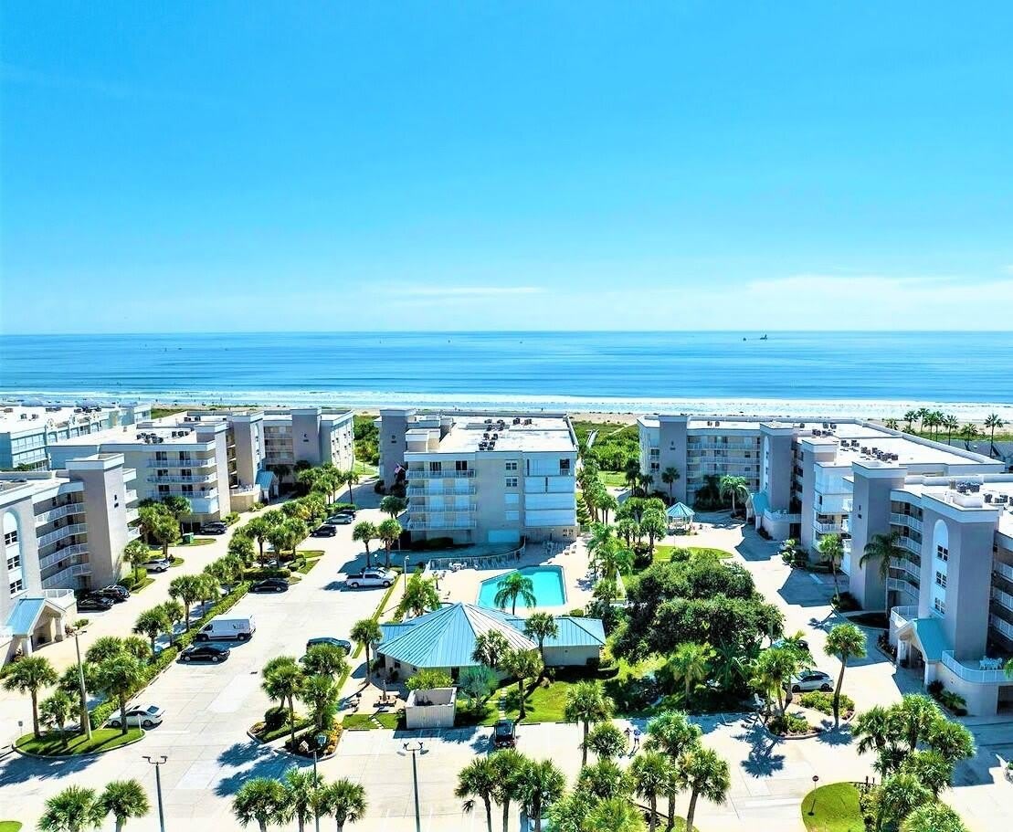 606 Shorewood Dr # unit: C 303