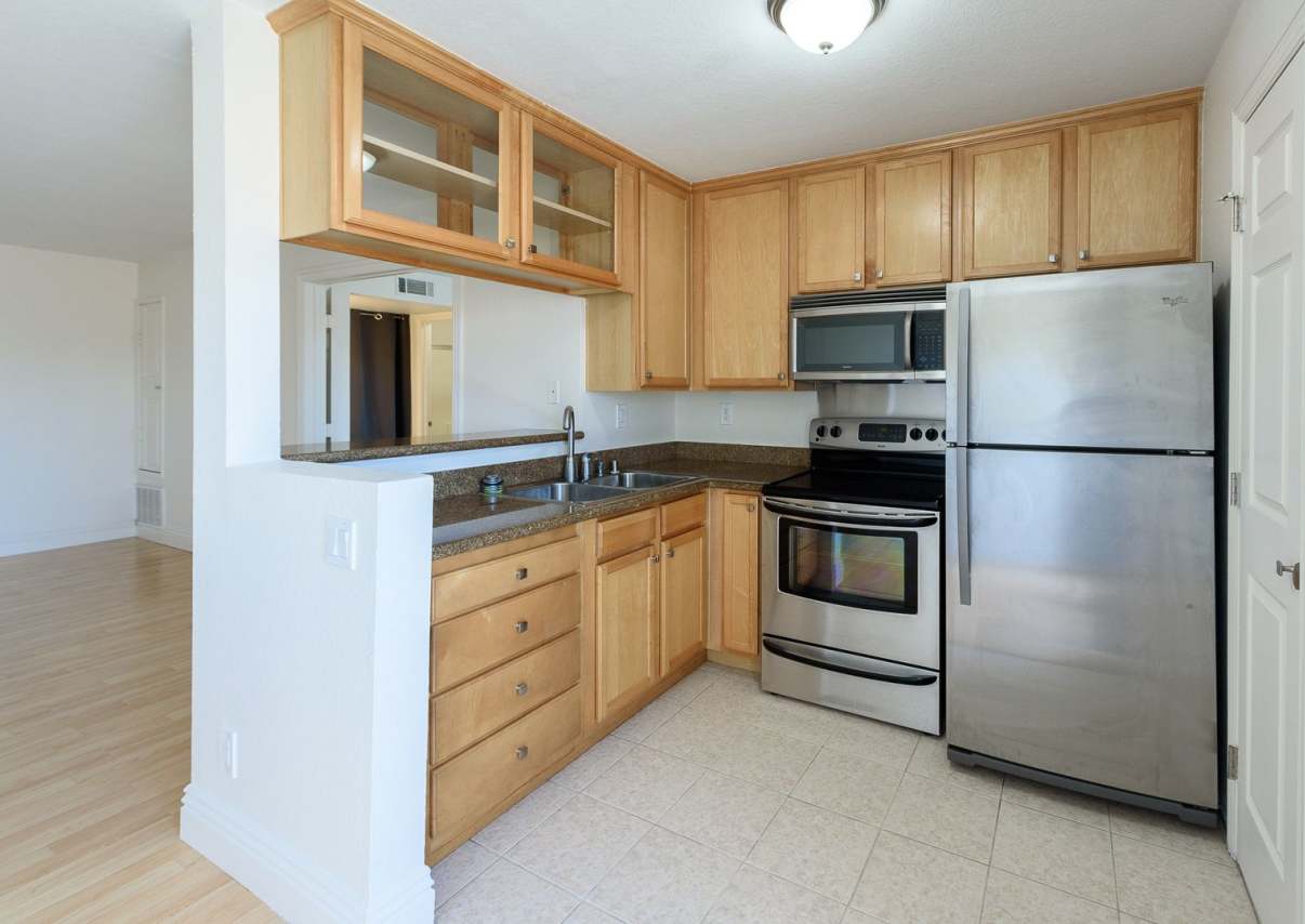 Quiet, Unit in Santee with View!