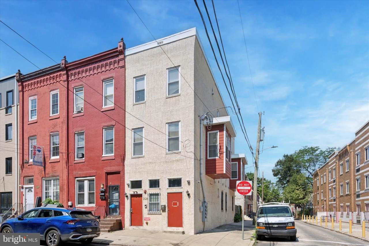 2128 N 17TH Street unit: 2