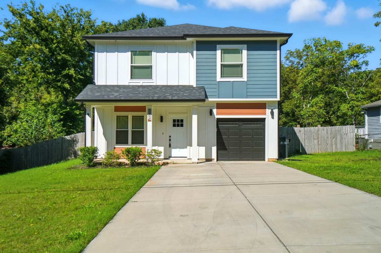 Modern 3-Bedroom Home with Fenced Yard  Upgrades