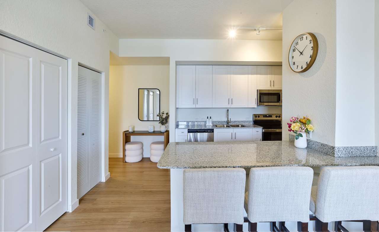 Gateway Luxury Apartments