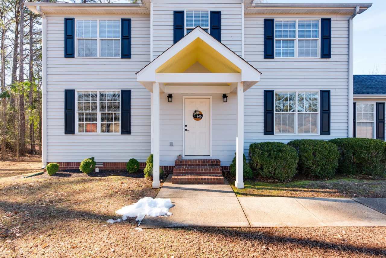 Spacious 4-Bedroom Home in Westside Athens – Available Now!