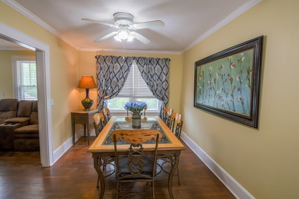 80 Grand Central Avenue