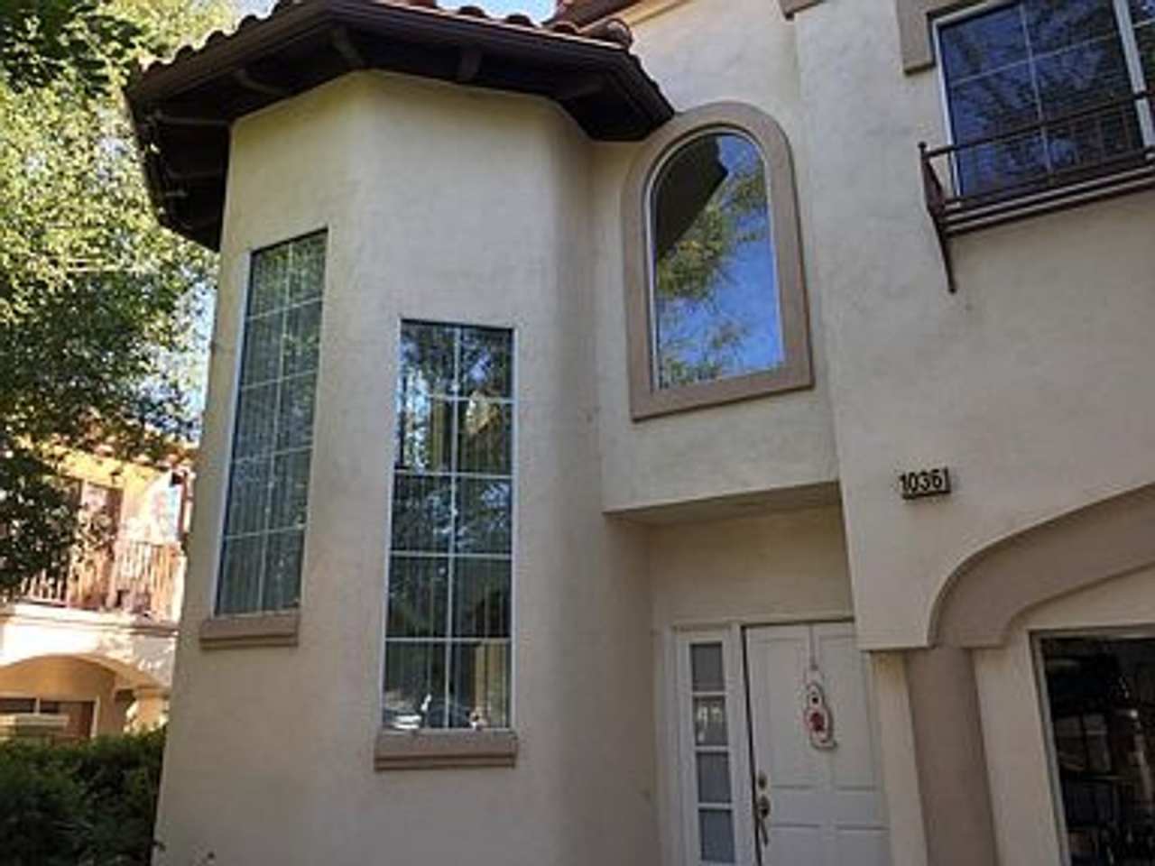 Beautiful 3 bd/2.5 bath Newbury Park Home