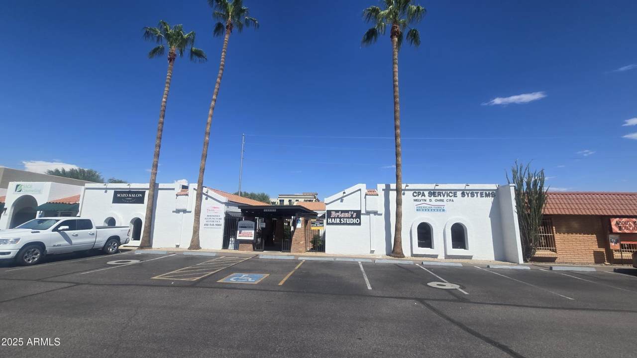 10405 N SCOTTSDALE Road