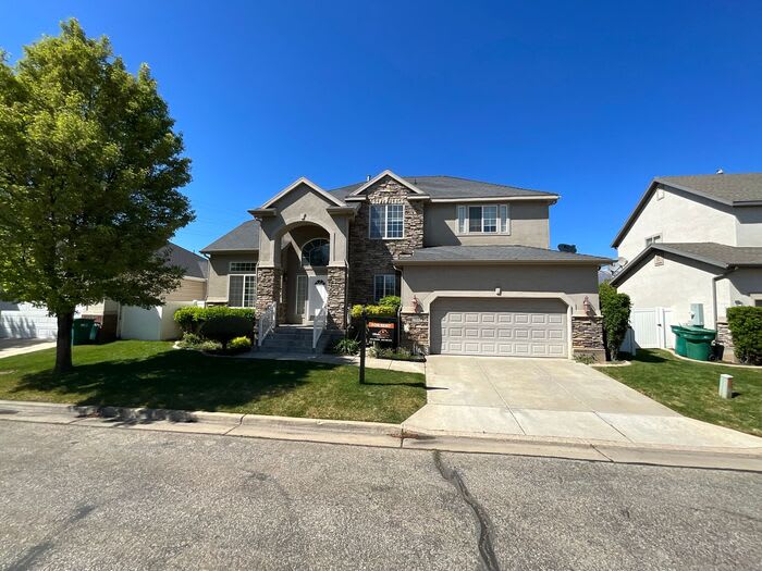 1021 East Wyndom Way