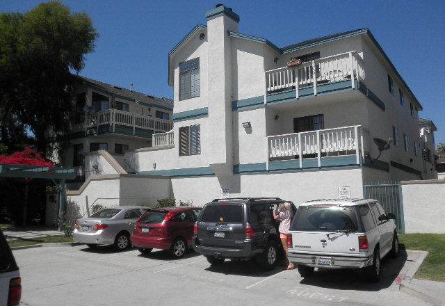 2 Bed Condo for Rent 2bd 1.75ba w/hardwood flr, patio  carport~$2,100/mo.