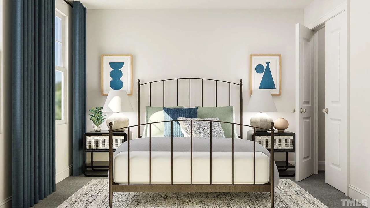 Room in 3 Bedroom Home at Kasota Ln