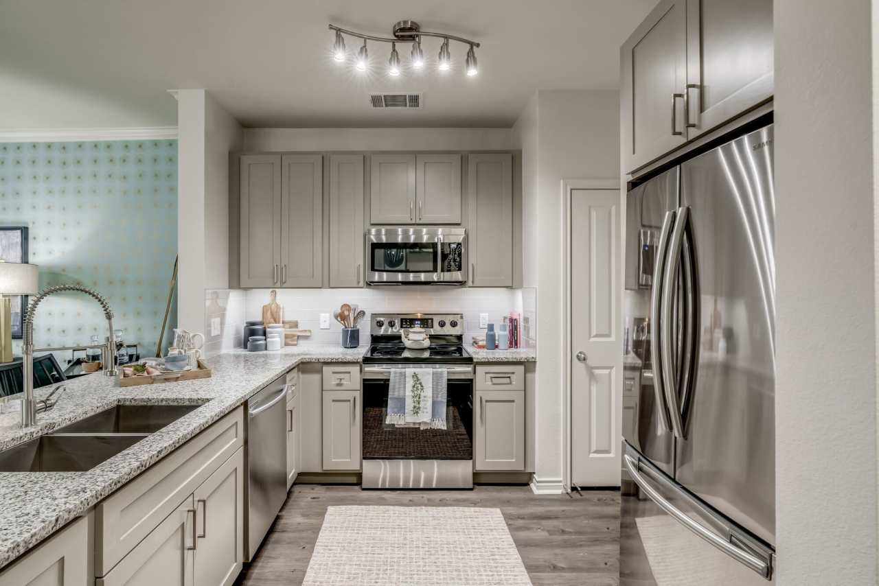 Serene at La Villita