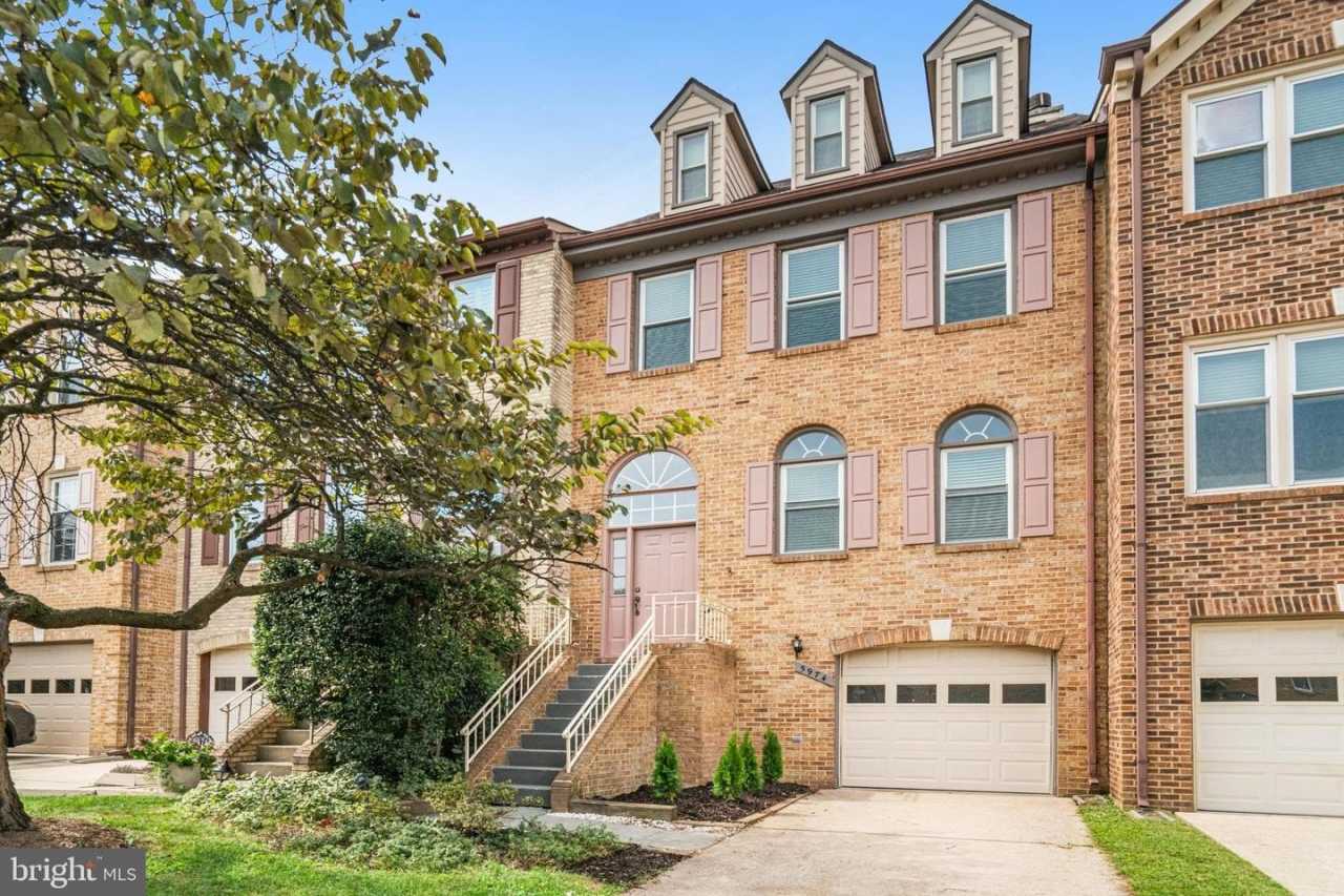 5974 WESCOTT HILLS WAY