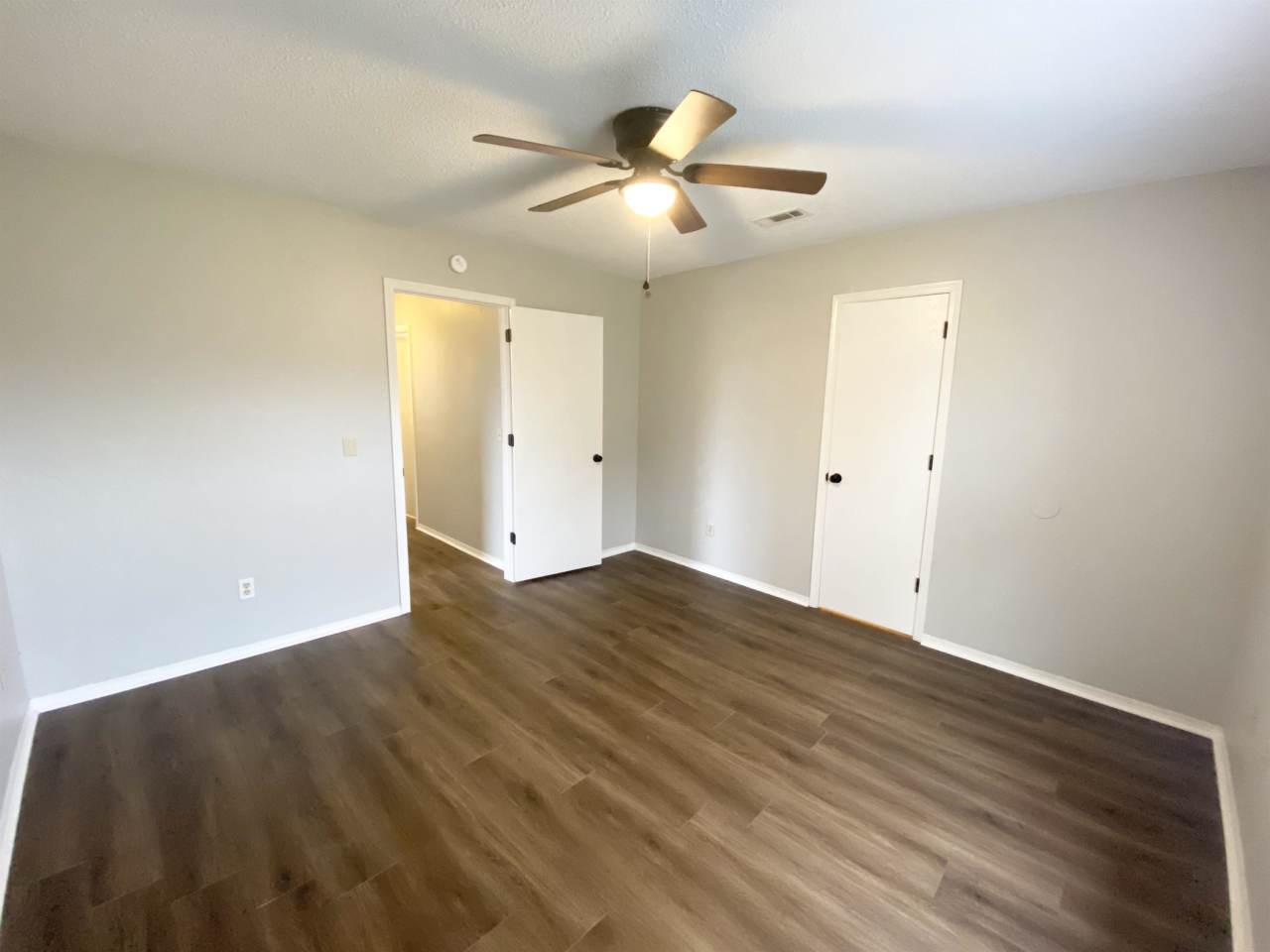 5705 Sara Street - B