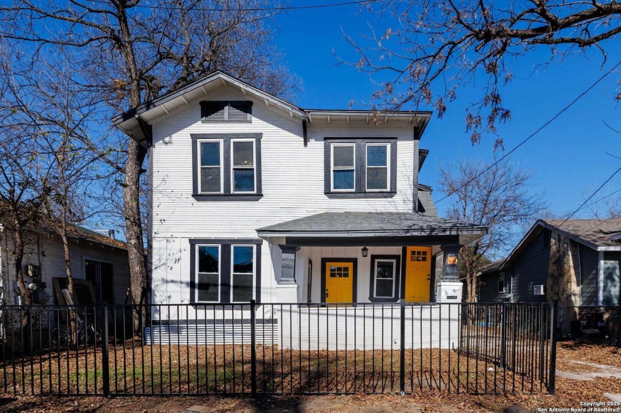 109 Blue Bonnet unit: 1