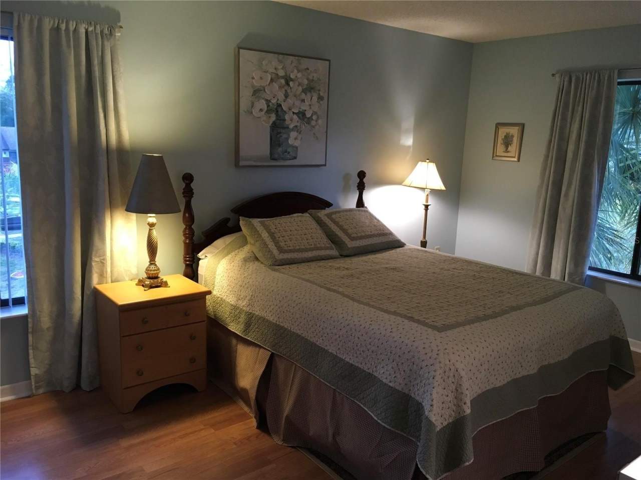 2655 PINE RIDGE WAY N