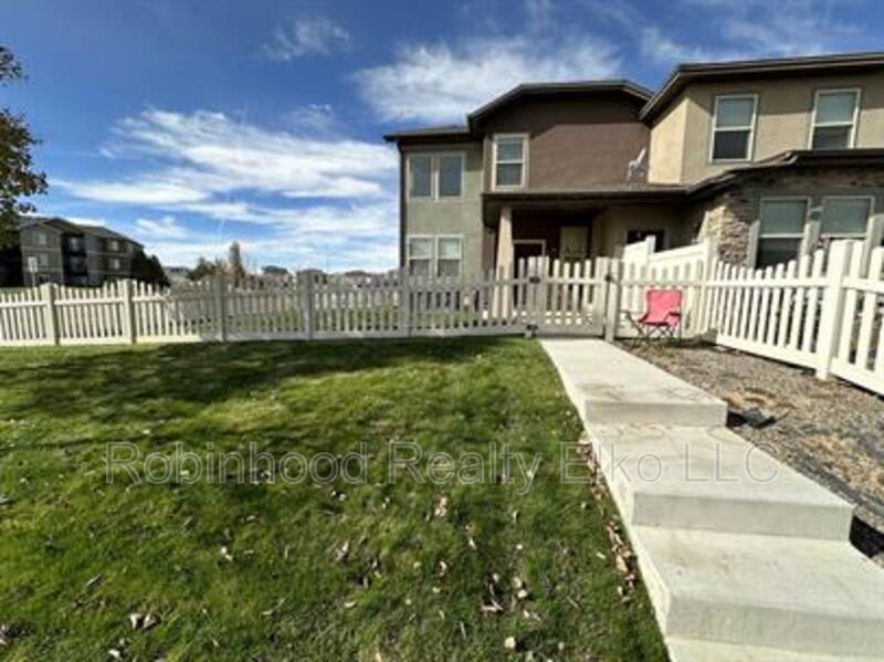 3529 Autumn Colors Drive