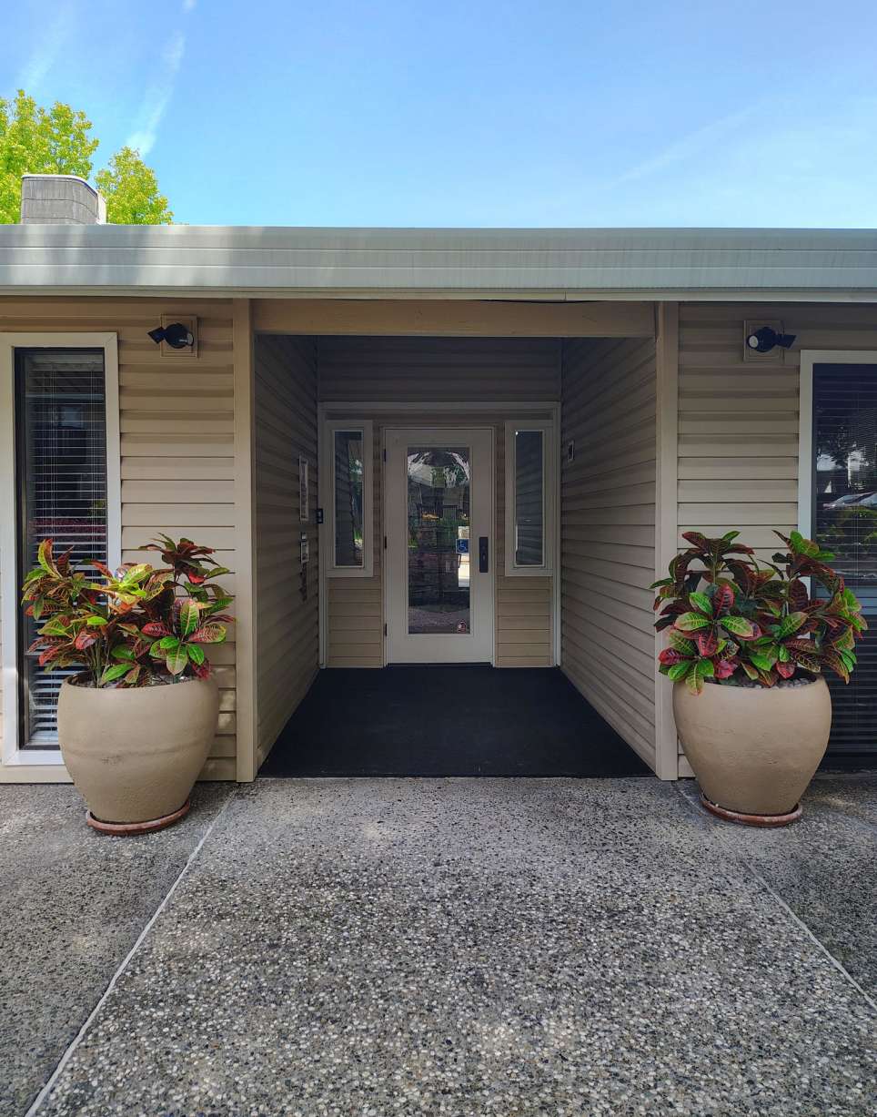 Edgewater Apartments