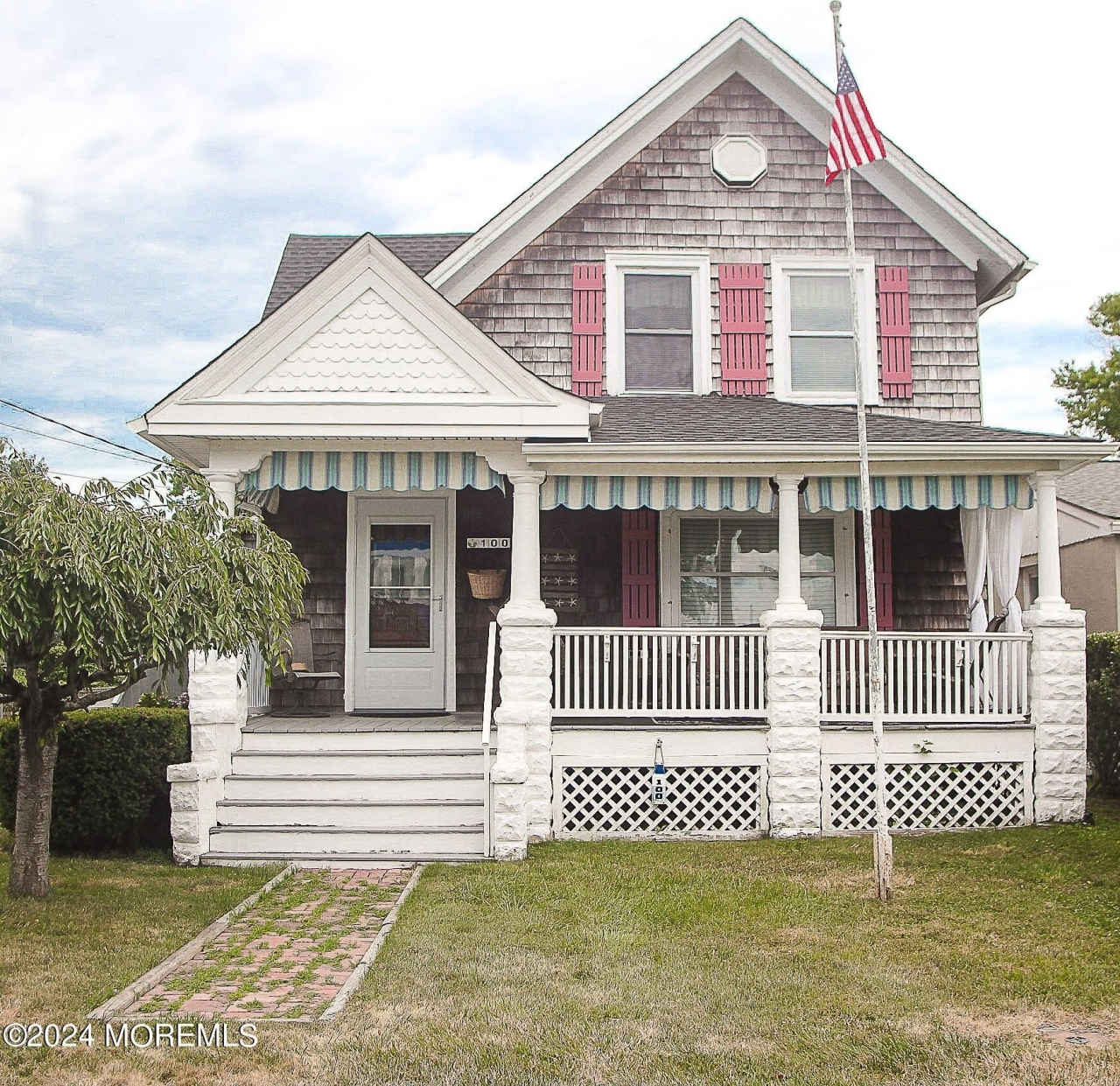 100 Columbia Avenue unit: Winter