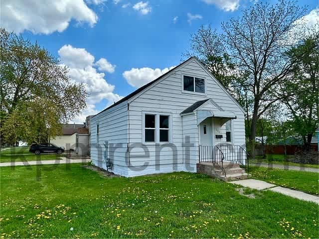 302 19th Street Northeast