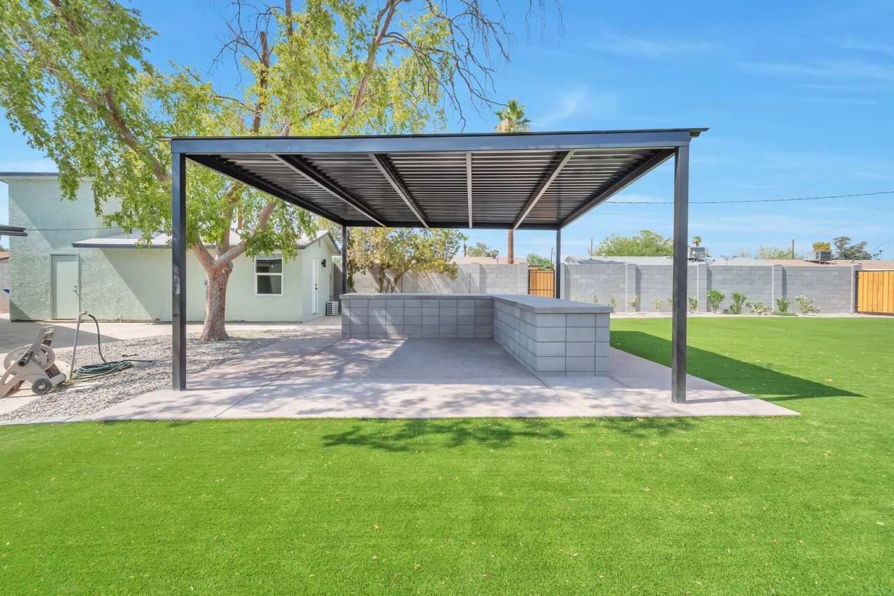 Amazing house on huge lot near ASU