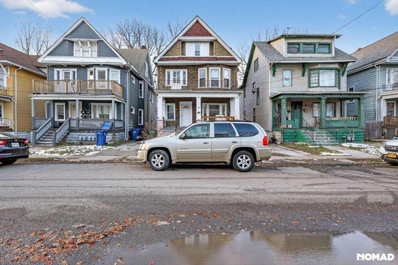 Charming 3BR Apartment in Buffalo